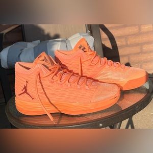 Nike Mens Jordan Melo M13 Energy Orange Basketball Shoe 9.5 Used